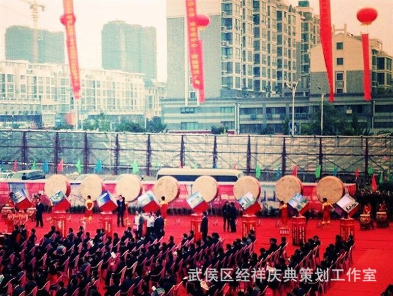 新媒体运营：工具推荐与实战攻略